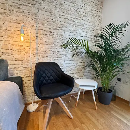 公寓 Zentrales 2-Zi Apartment By Rabe - Klimaanlage, Historische Kirche, Smart-Tv, Netflix