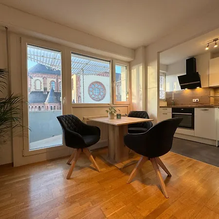 Zentrales 2-zi By Rabe - Historische Kirche, Smart-tv, Netflix